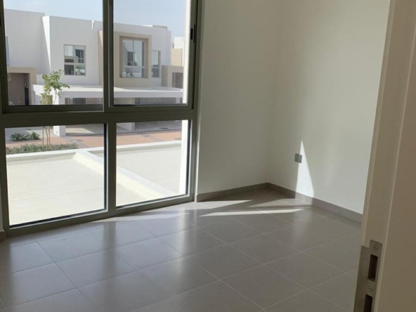 Townhouse-Arabian ranches-Dubai