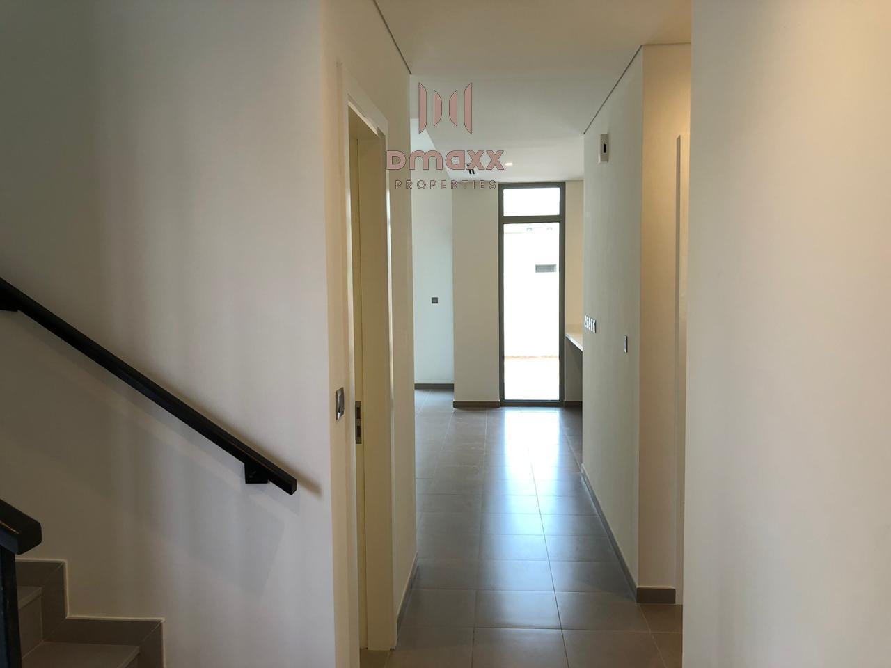 Townhouse-Arabian ranches-Dubai