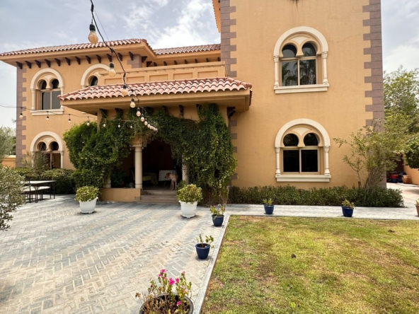 Exclusive 5-bedroom villa in falcon city-dubai